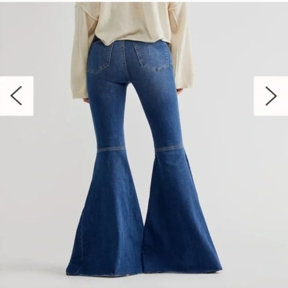 NWT Free People Just Float On Flare Jeans Jericho Blue 31 High Rise Bell Bottom - Picture 2 of 9